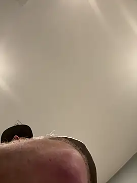 Snapshot of smokeymt420 chatting on February 25, 6:02 am smokeymt420 online show from February 25, 6:02 am