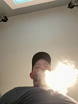 smokeymt420 online show from April 12, 9:40 pm