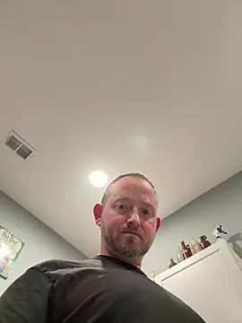 smokeymt420 online show from May 4, 5:11 am