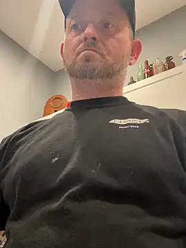 smokeymt420 online show from May 7, 7:45 am