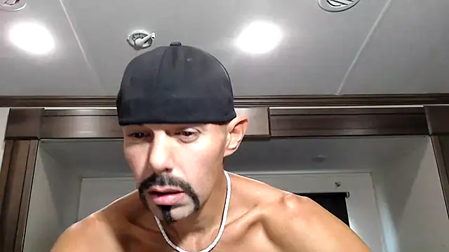 ThickD2C online show from November 29, 6:41 pm