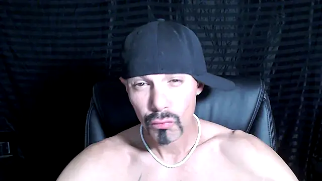 Snapshot of ThickD2C chatting on January 25, 7:07 pm ThickD2C online show from January 25, 7:07 pm
