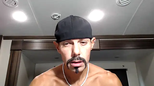 ThickD2C online show from November 23, 6:51 pm