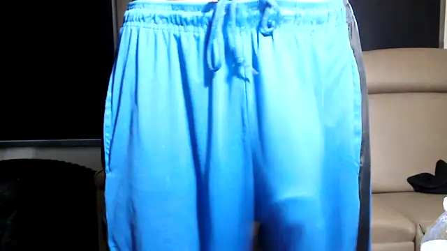 Snapshot of ThickD2C chatting on June 13, 5:11 pm ThickD2C online show from June 13, 5:11 pm