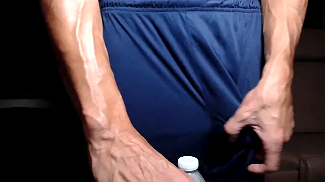 Snapshot of ThickD2C chatting on July 12, 8:53 pm ThickD2C online show from July 12, 8:53 pm