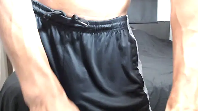 ThickD2C online show from November 15, 6:12 pm