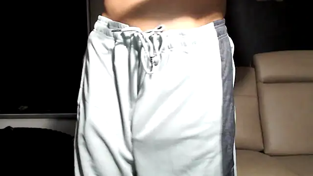 Snapshot of ThickD2C chatting on June 25, 6:35 pm ThickD2C online show from June 25, 6:35 pm