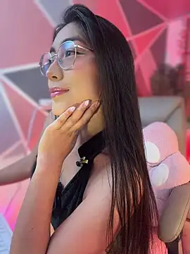 shanon- online show from June 1, 8:19 pm