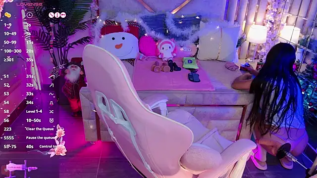 shanon- online show from December 1, 6:20 pm