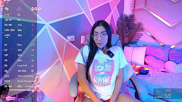 shanon- online show from June 4, 7:40 pm