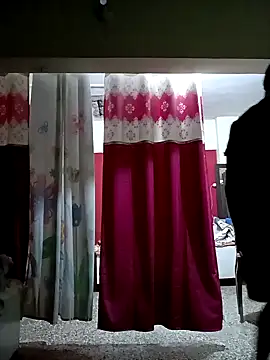 Snapshot of SimplyKarthik09 chatting on January 1, 7:53 pm SimplyKarthik09 online show from January 1, 7:53 pm