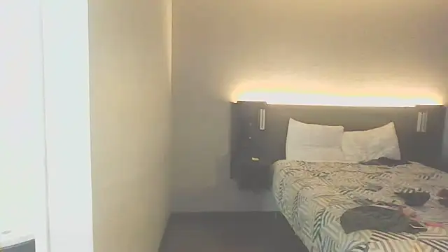 Yankeedave420 online show from May 21, 2:42 am