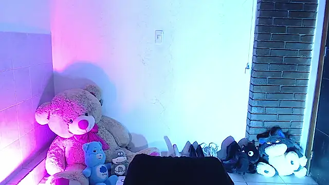 Im sarah online show from February 4, 5:02 am