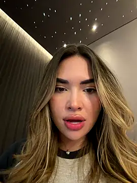 Snapshot of AnaCarrera chatting on November 23, 5:45 pm AnaCarrera online show from November 23, 5:45 pm