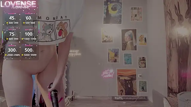 Snapshot of Careful_i_bite chatting on November 17, 5:22 am Careful i bite online show from November 17, 5:22 am