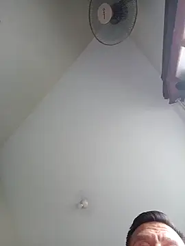 chicoguapo8 online show from February 14, 4:07 pm