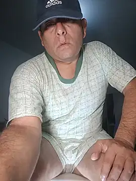 Snapshot of chicoguapo8 chatting on July 10, 9:31 am chicoguapo8 online show from July 10, 9:31 am