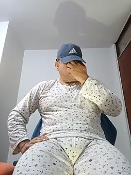 Snapshot of chicoguapo8 chatting on September 27, 1:06 pm chicoguapo8 online show from September 27, 1:06 pm