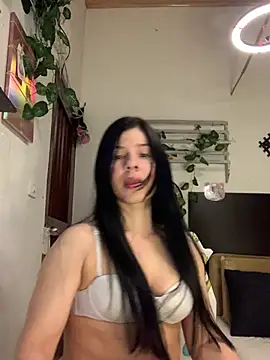 Estefani 32 online show from February 23, 12:56 am