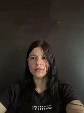 Estefani 32 online show from June 1, 9:58 pm