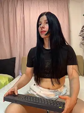 Estefani 32 online show from March 4, 7:54 pm