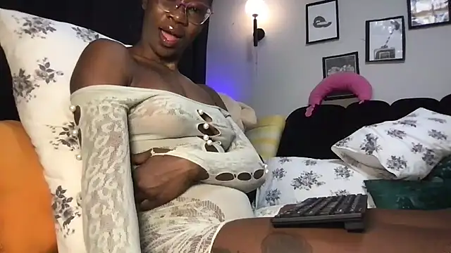 choco petite online show from March 2, 3:51 am