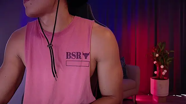 Liam V online show from February 2, 3:11 pm