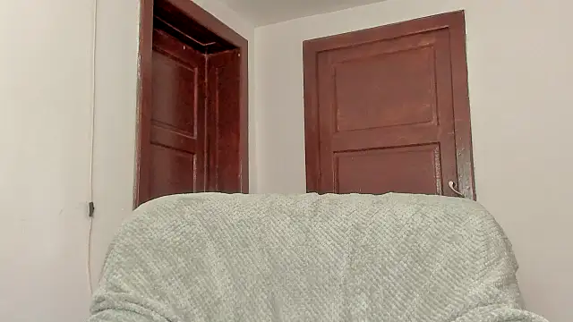 Snapshot of EasyAcee chatting on September 12, 9:53 am EasyAcee online show from September 12, 9:53 am