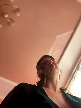 Flossy Vettie online show from November 7, 10:42 am