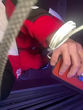 Flossy Vettie online show from April 8, 6:31 pm