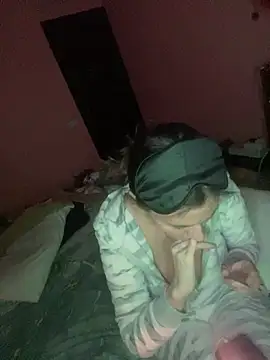 Flossy Vettie online show from March 21, 1:51 am