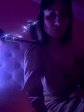 Flossy Vettie online show from January 15, 3:10 am