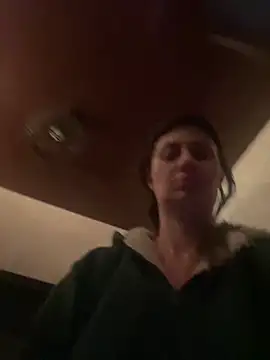 Snapshot of Flossy_Vettie chatting on February 2, 11:59 pm Flossy Vettie online show from February 2, 11:59 pm