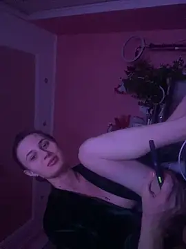 Flossy Vettie online show from March 13, 12:15 am