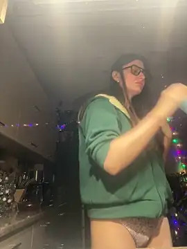 Snapshot of Flossy_Vettie chatting on February 3, 6:57 pm Flossy Vettie online show from February 3, 6:57 pm