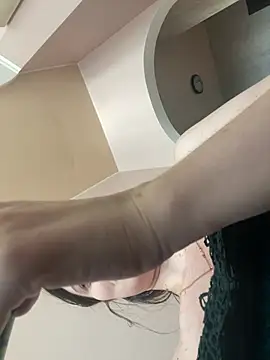 Flossy Vettie online show from March 9, 1:14 pm