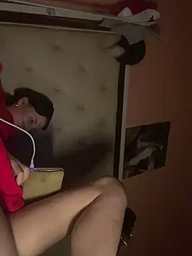 Flossy Vettie online show from October 31, 12:40 am