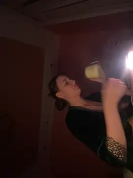 Flossy Vettie online show from March 16, 12:51 am