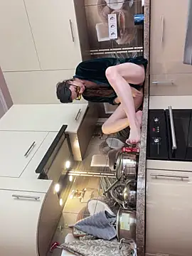 Flossy Vettie online show from March 13, 12:21 pm