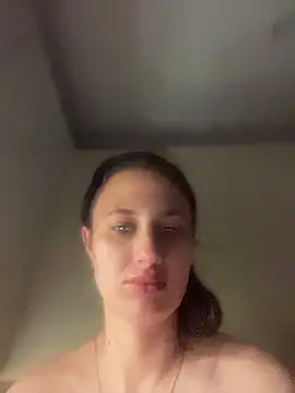Snapshot of Flossy_Vettie chatting on July 13, 6:07 pm Flossy Vettie online show from July 13, 6:07 pm