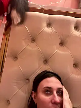 Flossy Vettie online show from January 12, 7:31 pm