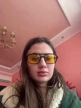 Snapshot of Flossy_Vettie chatting on February 18, 9:50 am Flossy Vettie online show from February 18, 9:50 am