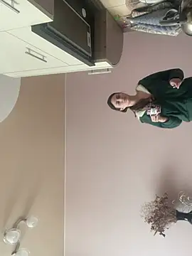 Flossy Vettie online show from March 6, 11:49 am