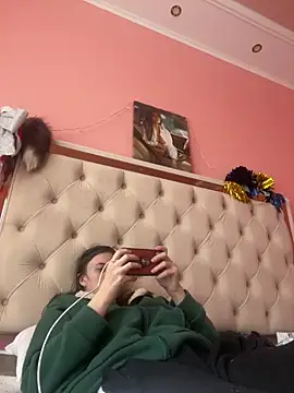 Snapshot of Flossy_Vettie chatting on February 4, 8:09 am Flossy Vettie online show from February 4, 8:09 am