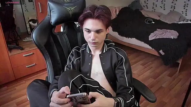 teelimata online show from September 24, 2:34 pm