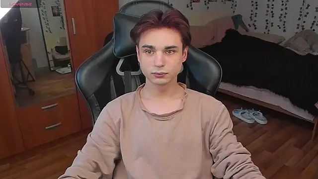 teelimata online show from September 26, 2:24 pm