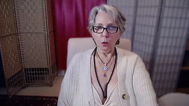 petradaniels online show from January 8, 1:11 am