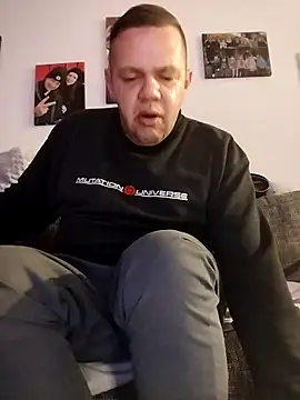 bigdicksperm83 online show from February 19, 12:51 am