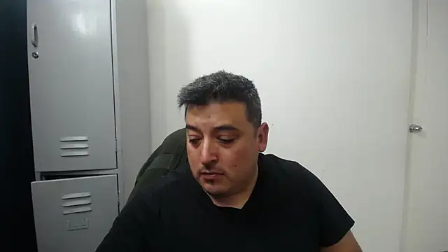 Snapshot of antonycruz chatting on September 12, 9:14 pm antonycruz online show from September 12, 9:14 pm