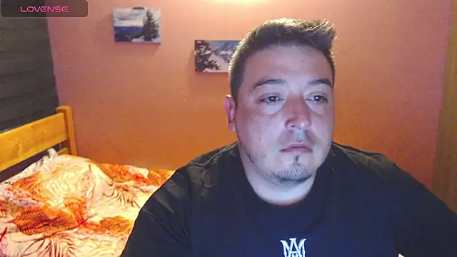 Snapshot of antonycruz chatting on March 2, 12:33 am antonycruz online show from March 2, 12:33 am